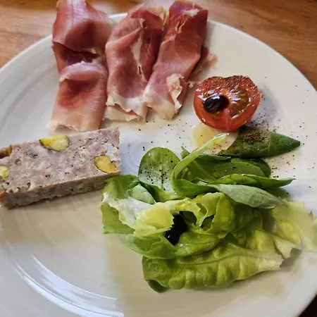 Alojamento de Acomodação e Pequeno-almoço Au Coeur De 3*